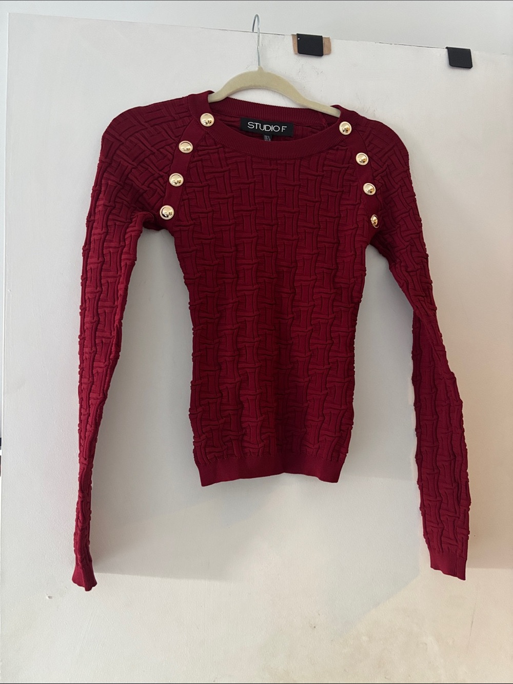 Burgundy long sleeve stretch top